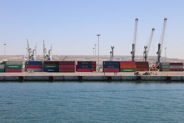 جذب ۶۰۰ میلیارد تومان سرمایهگذاری بخش خصوصی در چابهار/ امضای ۶ قرارداد سرمایهگذاری بخش خصوصی همزمان با روز حمل و نقل/رشد ۳۳ درصدی درخواست سرمایهگذاری  چابهار