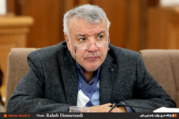 تبادل الکترونیک مکاتبات با ۱۰۰ سازمان و دستگاه اجرایی/ بسترسازی برای دولت الکترونیک و کاهش حضور ارباب رجوع رضا نگهبان