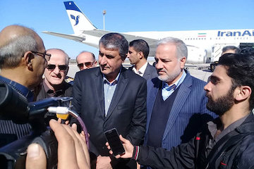 خسارات اولیه سیل اخیر  ۷۰۰ میلیارد تومان برآورد شد /تمام راه های اصلی بازگشایی شده اند/ ۳۰مسیر روستایی مسدود است  وزیر در جمع