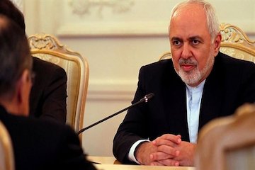 برای تحقق شبکه ریلی چابهار - زاهدان با هند در حال مذاکره هستیم/ ضرورت همکاری ایران و هند برای تهیه تجهیزات ساخت بنادر و شبکه ریلی چابهار/ زیرساخت های لازم برای تحقق شبکه ریلی در بندر چابهار وجود دارد محمدجواد ظریف