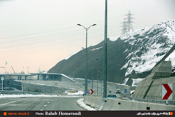 عبور از منطقه یک آزادراه تهران-شمال به صورت آزمایشی آغاز شد معاون رئیس جمهوری از منطقه یک آزادراه تهران-شمال