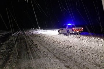 انجام عملیات راهداری زمستانی در ۴۷۵ کیلومتر از راههای حوزه استان  راهداری سمنان