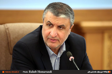 ادامه فعالیتهای عمرانی با پروتکلهای جدید/مهلت سه ماه به شرکتهای حمل و نقلی برای باز پرداخت وام محمد اسلامی