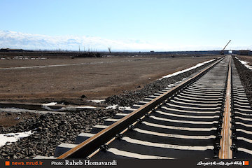 سفر وزیر راه و شهرسازی به استان اردبیل و آغاز عملیات ریل گذاری راه آهن میانه - اردبیل