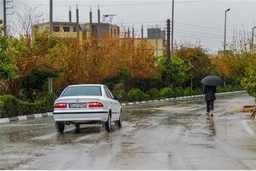 ادامه بارشها در نوار شمالی کشور/ آغاز بارشهای حجیم در نیمه غربی کشور از فردا /احتمال وقوع سیلاب در لرستان و کرمانشاه/ پیش بینی بارش باران در تهران / بارش 40 میلی متر باران دربرخی استانها هواشناسی