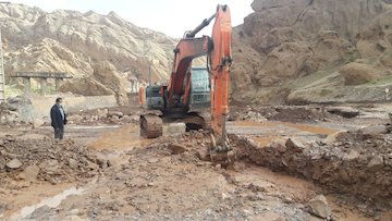 سیل به ۱۱۳ کیلومتر راه و ۱۲۶ ابنیه فنی خسارت زد 17.jpg