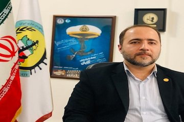 بازگشت شرکتهاى کشتیرانى و خطوط دریایی خارجی به حمل و نقل دریایى ایران پس از احیاى برجام قطعی است/ آسیبهای جدی به حوزه دریایى و بندرى به دلیل تحریمها وارد شد سامان رضایی