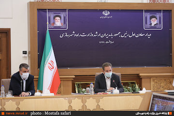 مسکن از پیشرانهای اقتصاد کشور است/ رشد روزافزون شاخص بازار سرمایه، علامتی بزرگ برای اجرای طرحهای اقتصادی / ۷ هزار هزار میلیارد تومان ارزش داراییهای راکد کشور دیدار معاون اول رئیسجمهور با وزیر و معاونان وزارت راه و شهرسازی