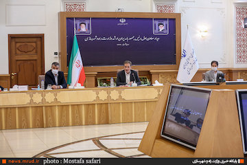 رشد ۴.۸ درصدی صادرات غیرنفتی در سال ۹۸/ حمایت از بخش خصوصی در مسیر تخلیه و بارگیری کالاها/ در اولویت قرار گرفتن توسعه حمل و نقل چند وجهی در بندر شهید رجایی  دیدار معاون اول رئیسجمهور با وزیر و معاونان وزارت راه و شهرسازی