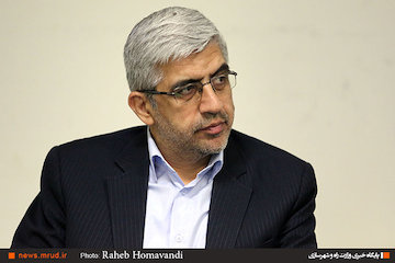 ساماندهی ۱۳۰۰۰ هکتار بافت فرسوده و حاشیهنشینی خوزستان در دستورکار/ قطار شهری اهواز راهاندازی میشود/احداث ترمینال جدید در فرودگاه اهواز سیدحسین میرشفیع