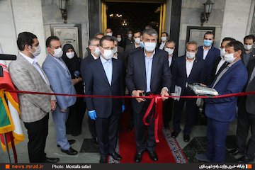 بهرهبرداری از ۵۶ دستگاه ناوگان ریلی با حضور وزیر راه وشهرسازی / رشد ۱۴۳ درصدی تولید ناوگان داخلی آیین بهرهبرداری از ۵۶ دستگاه ناوگان ریلی تولید داخل