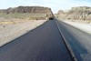 ارتقای کیفی روکش آسفالت جاده های سیستان و بلوچستان