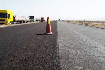 آغاز اصلاح کیفی رویه آسفالت ۴۵۰ کیلومتر راه در جنوب سیستان و بلوچستان/ بخش عمده راههای روستایی در جنوب استان قرار دارد ارتقای کیفی آسفالت در استان البرز