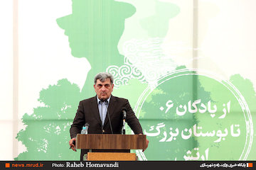 تلاش برای بازگشایی بوستان ارتش در هفته دفاع مقدس/ ۱۰۰۰۰۰ مترمربع ساختمان تاریخی پادگان ۰۶ حفظ و مرمت میشود  آیین آغاز عملیات احداث بوستان بزرگ ارتش
