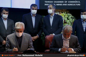 امضای تفاهمنامه طرح اقدام ملی مسکن با اتاق بازرگانی مراسم امضای تفاهمنامه ساخت  ٢٠ هزار واحد طرح اقدام ملی در استان تهران
