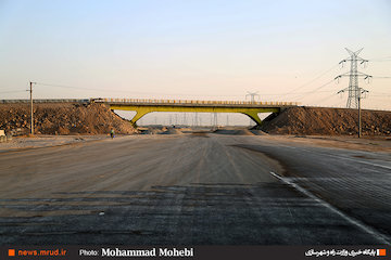 توسعه بزرگراههای اصفهان نیازمند ۱۱ هزار میلیارد ریال اعتبار است بازدید وزیر راه و شهرسازی به همراه معاون رئیس جمهور از کنارگذر شرقی اصفهان