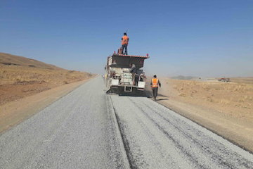 آغاز عملیات آسفالت سیلکت ۲۳۰ کیلومتر از راه های روستایی استان اصفهان
 unnamed.jpg