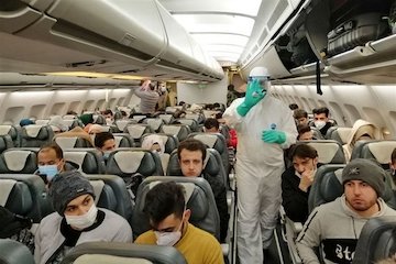 استفاده از ماسک در فرودگاههای کشور و داخل هواپيما اجباری شد ماسک- هواپیما
