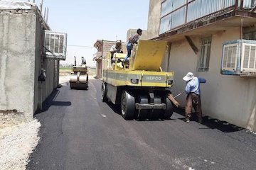 آسفالت معابر ناصرالدین دورود به مساحت  ۱۵هزار متر مربع در حال انجام است 000000000000000.jpg