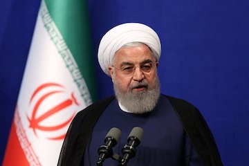 در زمینه راه، ریل ، بزرگراهها و بنادر اقدامات بسیار بزرگی در دولت انجام شد/ افتتاح صدها کیلومتر پروژه ارتباطی راه آهن در یک روز افتخارآمیز است حسن روحانی رییس جمهور