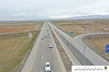 تردد بیش از ۲ میلیون و ۵۰۰ خودرو در محورهای استان زنجان تردد-زنجان