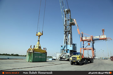 اختصاص بیش از ۴۷ هزار میلیارد تومان برای تحقق «مسوولیت اجتماعی بنادر» نماهایی از اسکله بندر آبادان و فعالیت های آن