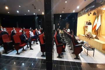 ظلم ستيزی در سرتاسر دنيای امروز از دستاوردهای انقلاب و دفاع مقدس است
 WhatsApp Image 2020-09-26 at 12.14.04 PM.jpeg