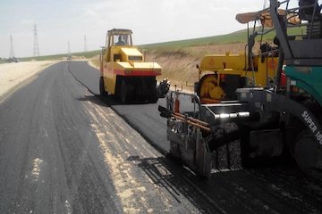 تداوم فعالیت راهسازی در حوزه راه های اصلی وبزرگراهی با اجرای ۹ پروژه فعال راهسازی همدان