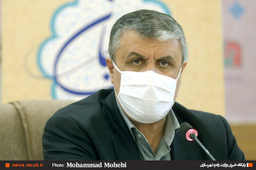 سرمایهگذاری دولتی ۲۸۰۰ میلیاردتومانی در تکمیل راهآهن خواف-هرات/تلاش ایران برای افزایش سهم ترانزیت کالا به ۵۰ میلیون تن در سال/افتتاح راه آهن خواف- هرات با حضور روسای جمهور ایران و افغانستان ۲۰ آذر محمد اسلامی