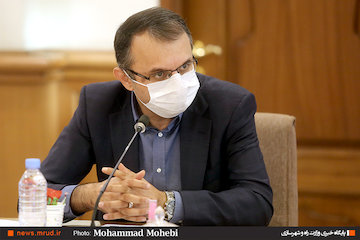 برنامهریزی وزارت راه و شهرسازی برای ایجاد آمادگی انتقال واكسن كوويد-۱۹  به کشور برگزاری نشست کارگروه پایش حمل و نقل کشور