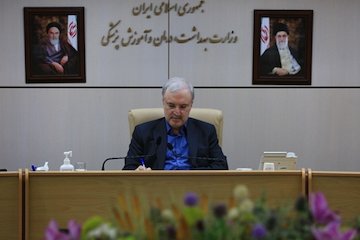 قدردانی وزیر بهداشت از وزیر راه و شهرسازی برای اجرای طرح ملی مدیریت کرونا نمکی وزیر بهداشت