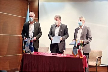 امضای تفاهمنامه سه جانبه همکاری برای ایجاد مرکز مقابله با آلودگی نفتی در دریا مراسم