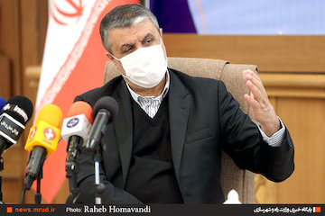ظرفیت بنادر کشور از ۲۸۰ میلیون تن به ۵۰۰ میلیون تن میرسد/ برنامه افزایش ۲ برابری ظرفیت بنادر کشور در ۵ سال امضای تفاهم نامه سرمایه گذاری در اراضی 2400 هکتاری بندر شهیدرجایی