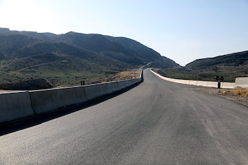 اتمام مطالعات فاز یک و دو آزادراه امامزاده هاشم- انزلی/ بازدهی بالای آزادراه امامزاده هاشم -انزلی برای سرمایه گذاران
 بررسی آخرین وضعیت پروژه های جاده ای استان های بوشهر و فارس با حضور وزیر راه و شهرسازی2