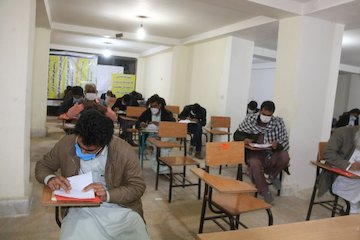 برگزاری نخستین دوره آزمون بدو خدمت رانندگان حرفهای استان سیستان و بلوچستان 2.jpg