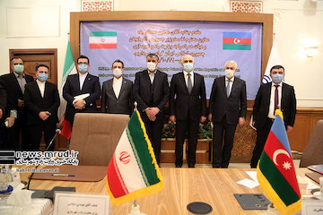 روابط ایران و آذربایجان در خصوص ترانزیت و حملونقل کالا افزایش مییابد/ توافقات دو کشور برای فعال کردن کریدور شمال- جنوب دیدار وزیر راه و شهرسازی کشورمان با معاون نخست وزیر جمهوری آذربایجان