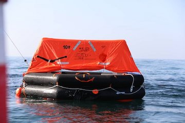 برگزاری مانور مشترک جستجو، امداد و نجات دریایی در بندر چابهار امداد و نجات دریایی