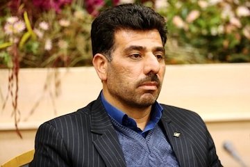 آمادگی فرودگاه یاسوج جهت ارائه خدمات امدادی به زلزلهزدگان/ استقرار یک فروند هلیکوپتر امداد و نجات هلالاحمر در فرودگاه یاسوج