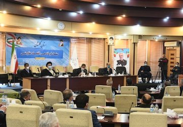 تشکیل کمیتهای مشترک برای حل مشکلات راهآهن ایران و ترکمنستان/ 
تلاش برای استقرار مراکز تجاری و شهرکهای صنعتی مشترک در اینچهبرون/ اهتمام وزارت راه و شهرسازی برای کمک به احیای خلیج گرگان سفر وزیر راه و شهرسازی به گلستان