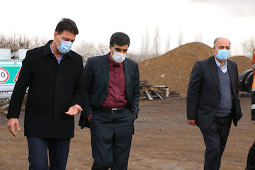 بهسازی روکش آسفالت کریدورهای دهگانه ترانزیتی جز اولویت های سازمان است بازدید معاون راهداری اززنجان