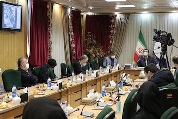 آغاز به کار ۵ واحد آزمایشگاهی مقیم در پروژه های عمرانی استان تهران بصورت همزمان  جلسه