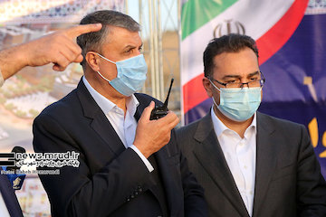 تحویل نخستین بلوکهای طرح اقدام ملی در شهر جدید صدرا در یک سال آینده سفر وزیر راه و شهرسازی به استان فارس