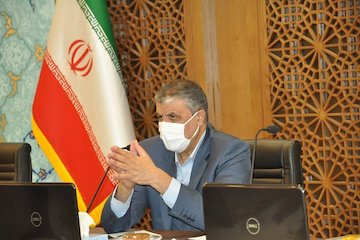 نقش ویژه حمل و نقل ریلی در بالا بردن پویایی اقتصاد کشور/اهمیت توسعه صنعت ریلی در اصفهان به عنوان چهارراه ترانزیتی ایران/ اهمیت اعتمادسازی در سه ضلع اجرای طرح اقدام ملی مسکن/ لزوم حذف موازی کاریها در نظام لجستیک برای سروسامان دادن به تولید محمد اسلامی