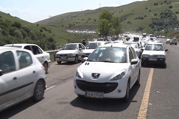 کاهش ۴.۲ درصدی تردد در محورهای برونشهری نسبت به روز گذشته  تردد خودروها.jpg