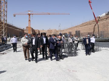 بازدید استاندار اصفهان از تکمیل پروژه قطار شهری بهارستان/ ۱۷ هزار واحد مسکونی طرح اقدام ملی در اصفهان احداث می شود بازدید