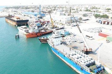 پیشرفت ۸۰ درصدی طرح نصب ۳  فروند اسکله گردشگری بنادر غرب هرمزگان بنادر غرب هرمزگان