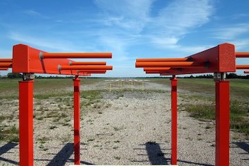 آغاز نصب سامانه ILS فرودگاه ساری/ حداقل دید فرود به ۸۰۰ متر کاهش مییابد ILS