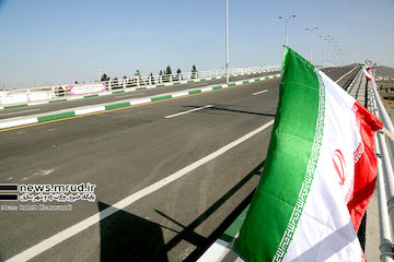 افتتاح ۴ طرح جادهای استان یزد با اعتبار ۴۸ میلیارد تومان با حضور وزیر راه و شهرسازی افتتاح ٩پروژه شركت عمران در شهر جديد پرند به همراه بازيد از اجراى مسكن ملى و مسكن مهر(1)