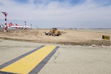 بازدید مدیرعامل شهر فرودگاهی از پروژه استریپ سازی فرودگاه امام خمینی (ره) استریپ سازی فرودگاه امام