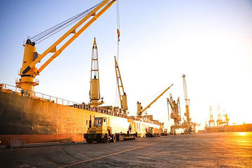 صادرات ۷۸۰هزار تن بنزین از بندرشهید رجایی  بندر شهید رجایی